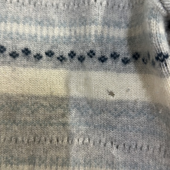 Club Monaco Cashmere grey and blue sweater with striped design Size small medium - Picture 5 of 6